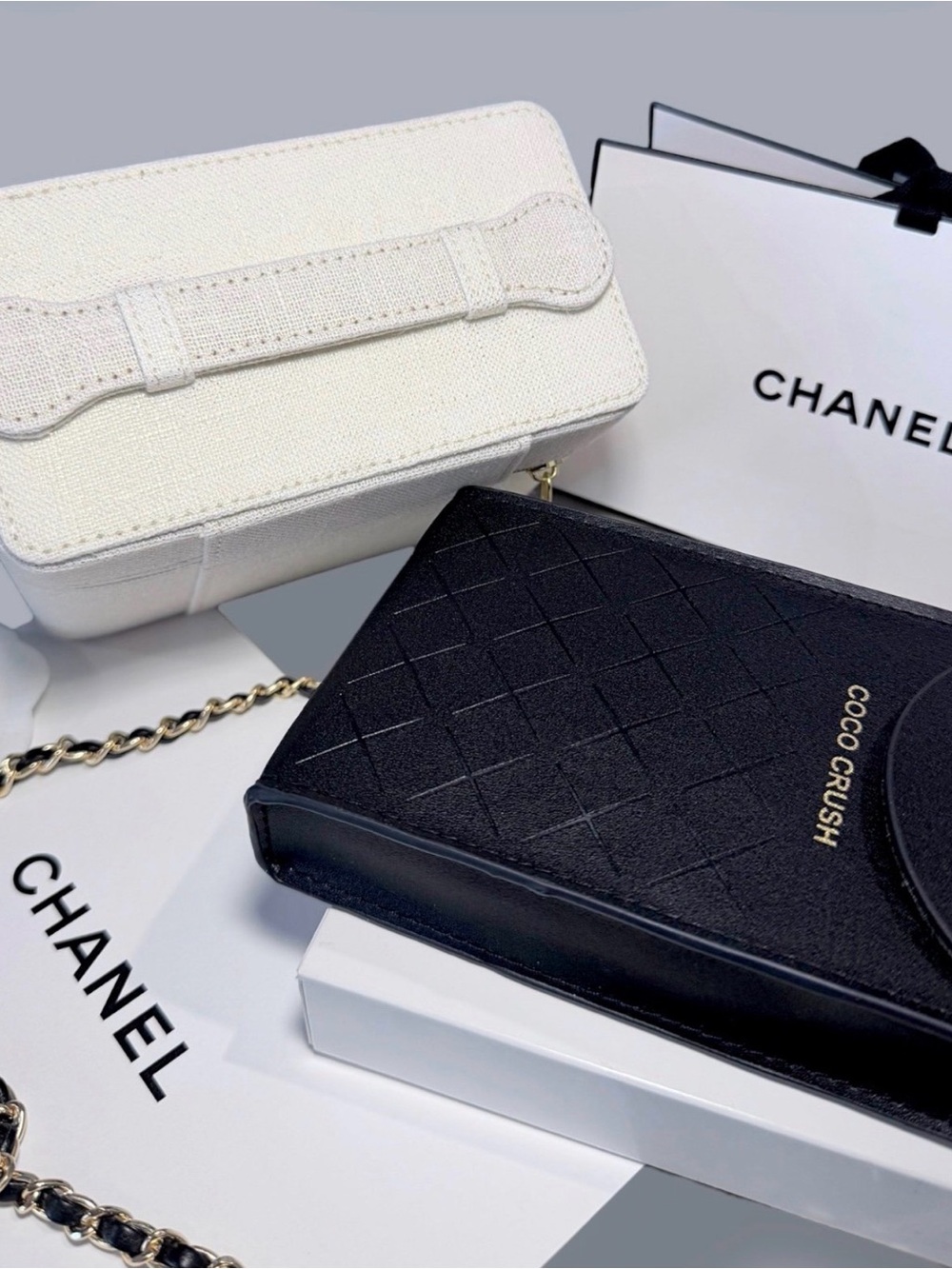 Chanel GWP Items Coco Crush Black Leather Crossbody Phone Pouch - Picture 6 of 14